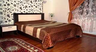 Гостиница Натали Краснодар Стандартный двухместный номер с 1 кроватью или 2 отдельными кроватями-1
